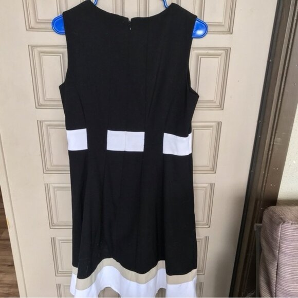 VTG Calvin Klein Dress Blk/Wht/Tan Fit and Flare Sz10 Zip Round Neck Sleeveless - Picture 2 of 7
